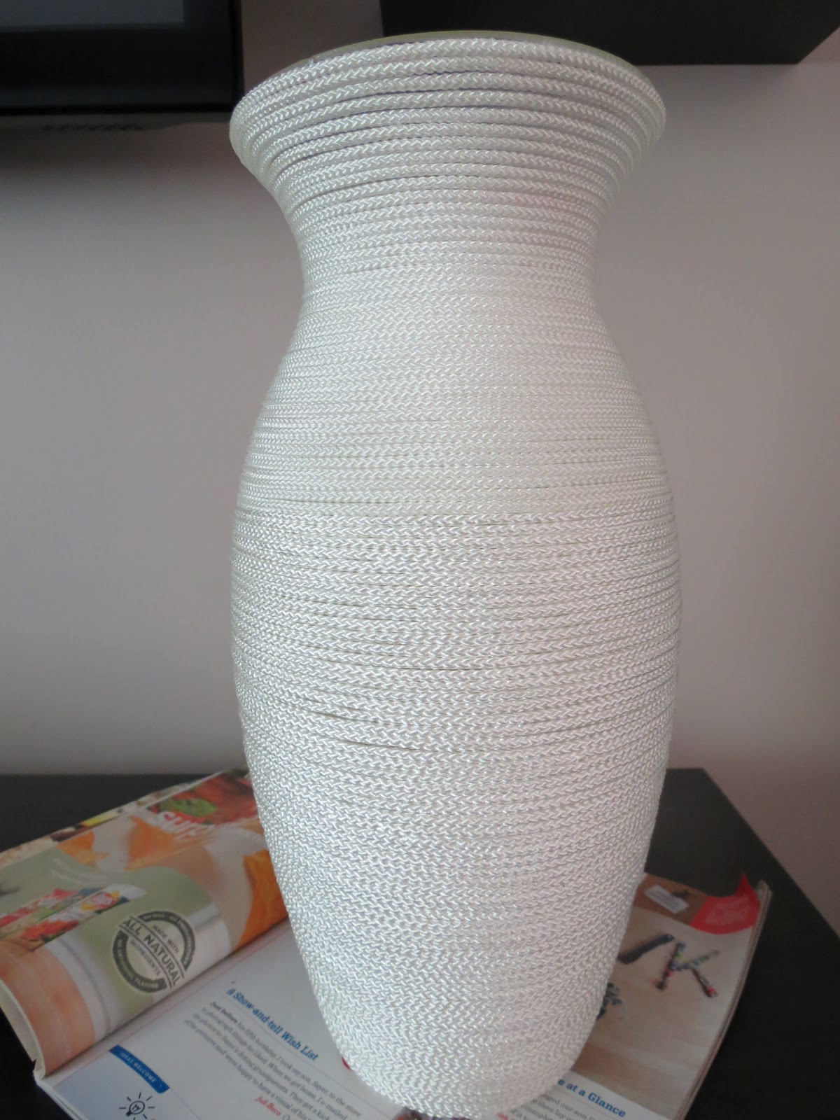 Frugal and Thankful DIY rope vase