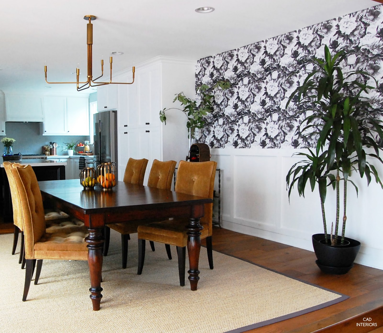 Mid Century Modern Dining Room Rug / Mid Century Modern Project Reveal
