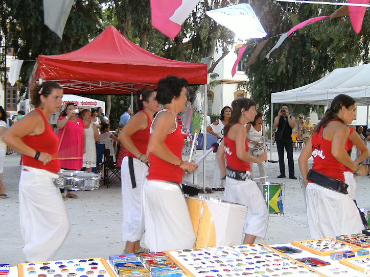 Mercado Artesanal de Arte Nativa en los Jardines de Diputación de Málaga