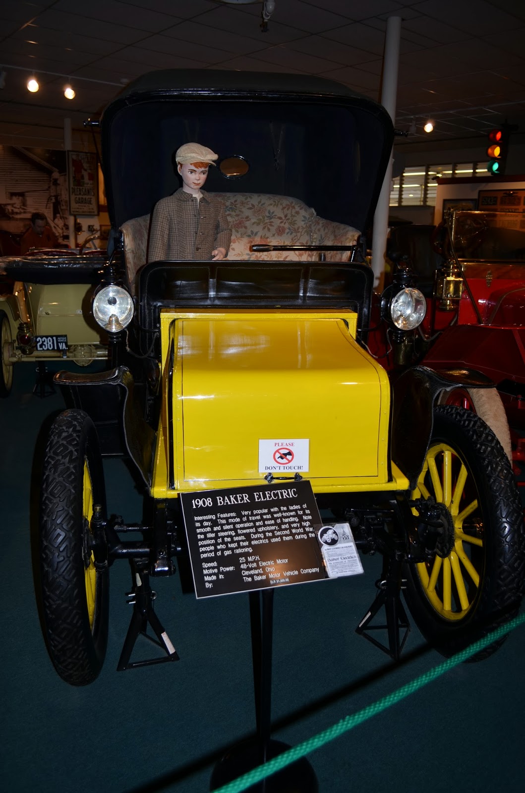 Snapshot Wife: Luray Cavern - Car and Carrige Museum - Luray, VA