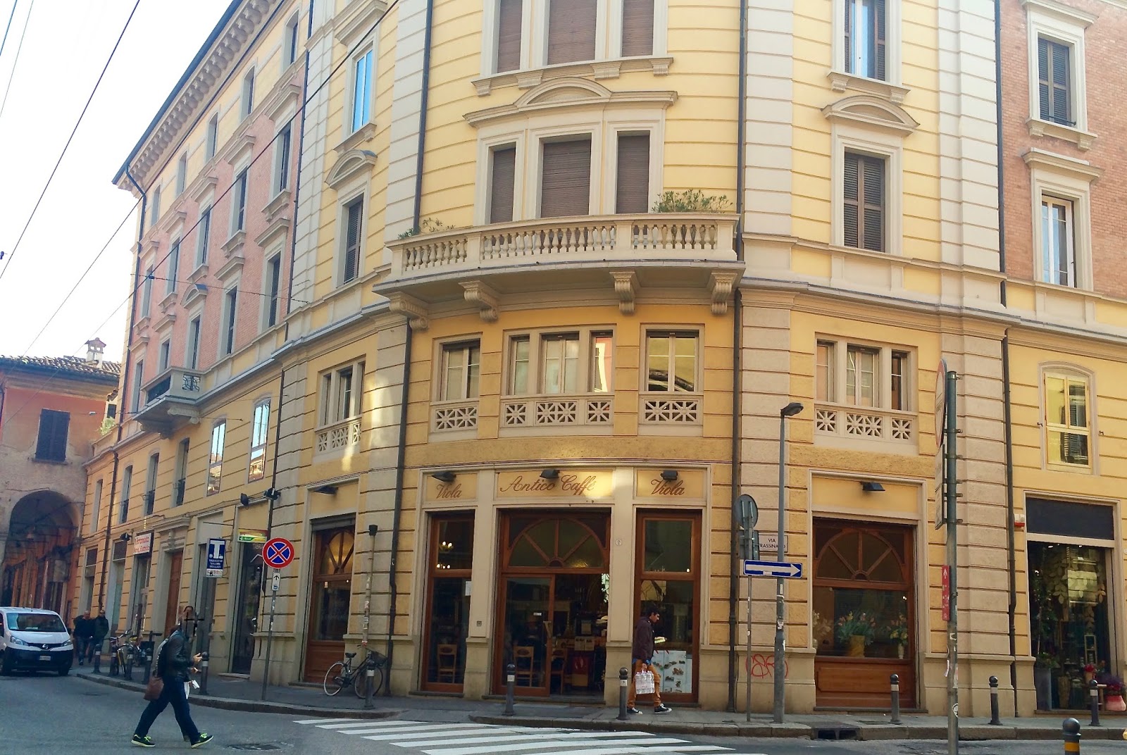 Un Caffè a Bologna Antico Caffè Viola via Sant'Isaia 24