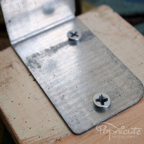 Popniculture Your Ultimate Guide to Unique Handmade Gifts DIY Bench