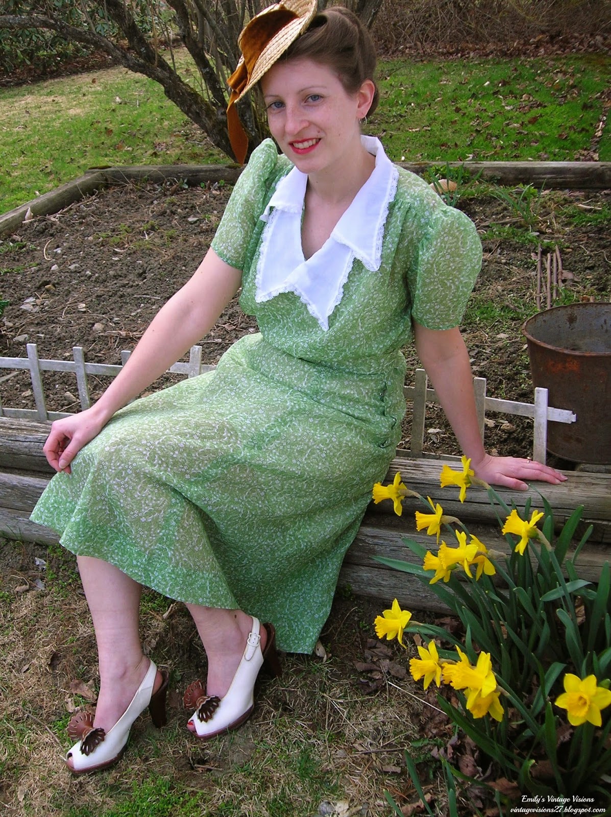 Emily's Vintage Visions: Sew for Victory - The Finished Dress!