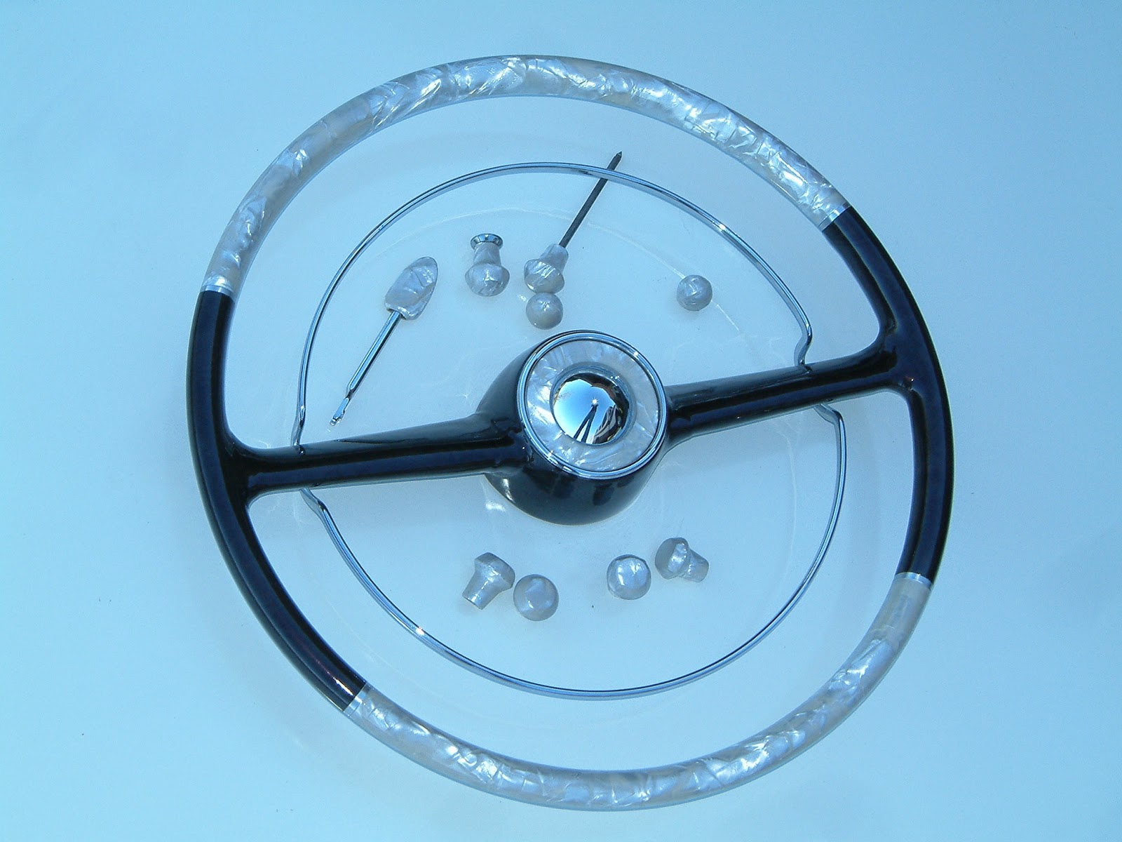 PearlCraft Mercury 1951 custom steering wheel