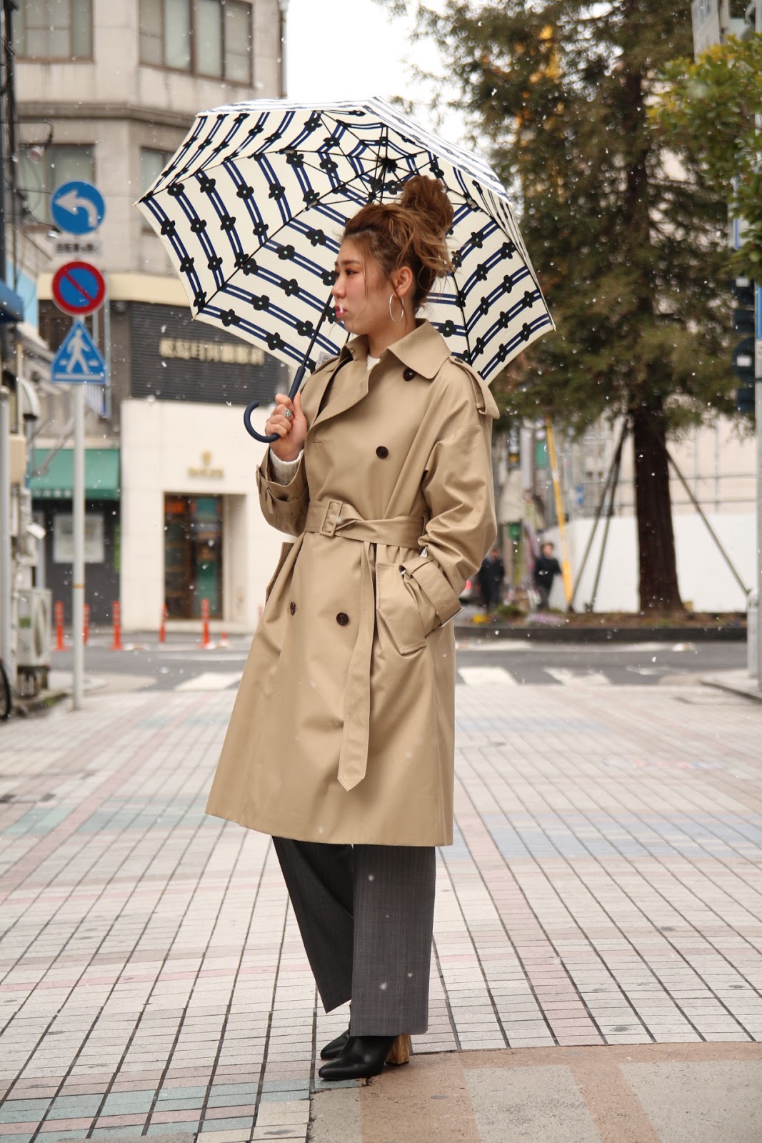 Whim: NEW BRAND -Dessin de Mode-