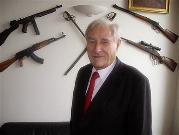 Gérard de Villiers 1929-2013 Γάλλος συγγραφέας