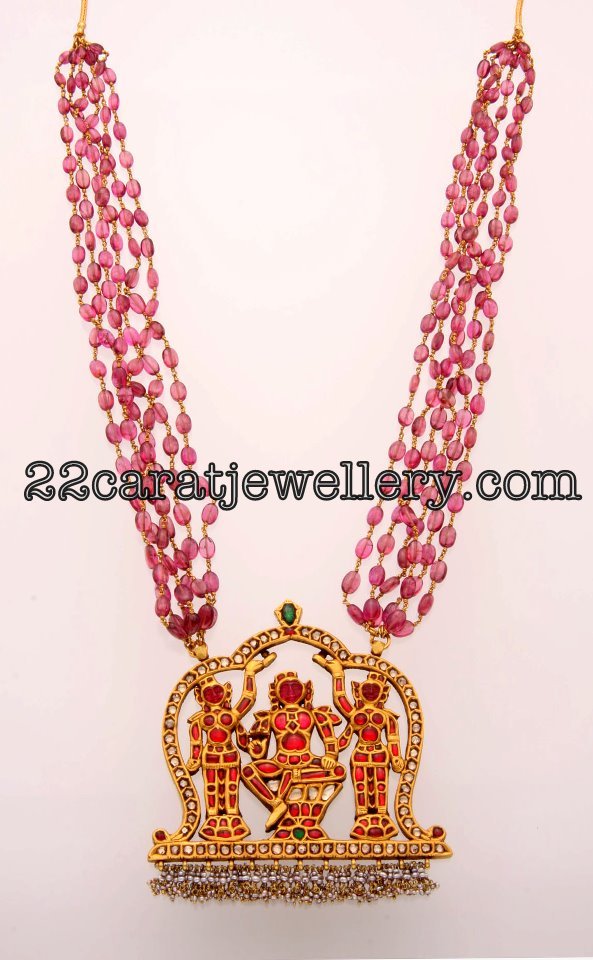 Traditional Hyderabadi Ruby Beads Set Jewellery Designs