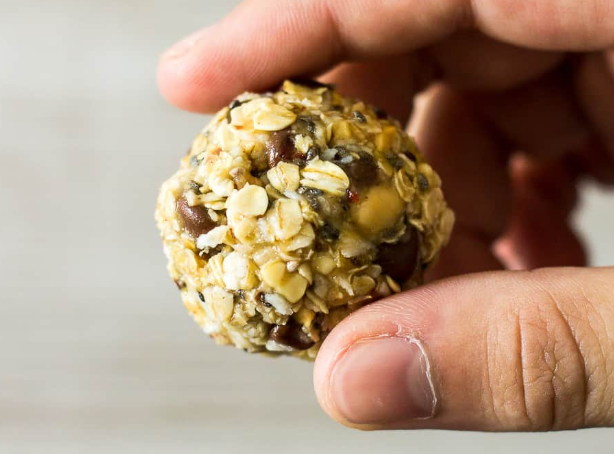 No Bake Peanut Butter Coconut Energy Bites