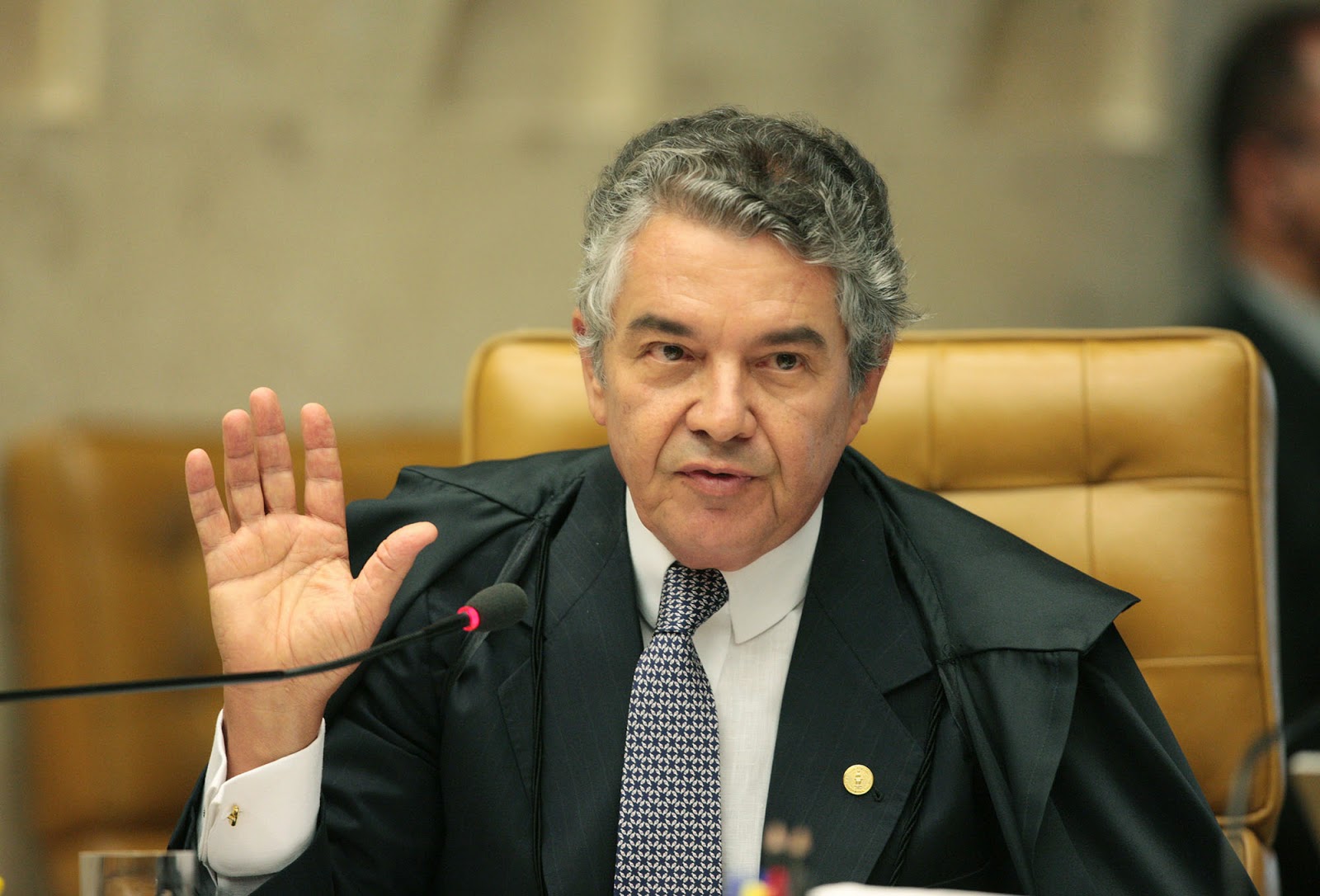 Folha Política Ministro Marco Aurélio Mello diz que anistia foi bilateral e não pode ser alterada Folha Política Ministro Marco Aurélio Mello diz que anistia foi bilateral e não pode ser alterada