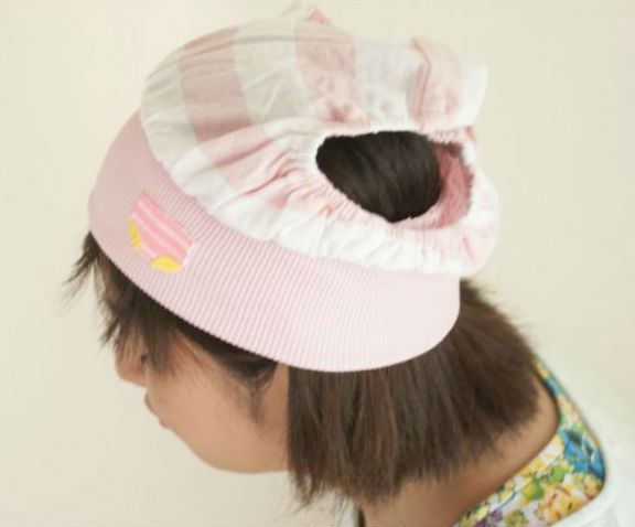 Topi Unik Sekaligus Memalukan Telah Menjadi Trend Baru di Jepang, Seperti Inilah Penampakannya Topi Unik Sekaligus Memalukan Telah Menjadi Trend Baru di Jepang, Seperti Inilah Penampakannya