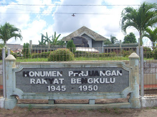  Monumen Perjuangan Rakyat Bengkulu 1945-1950