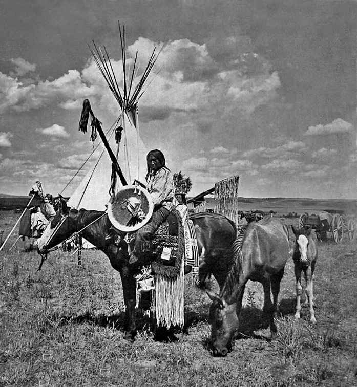 Индейский народ сканворд. Команчи индейцы Северной Америки. Индейцы Апачи и Команчи. Индейцы Северной Америки Черноногие. Племя Команчи.