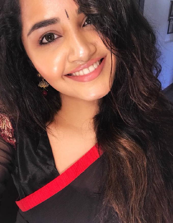Anupama Parameshwaran Hot Unseen Long Hair Oily Face Closeup Cinehub