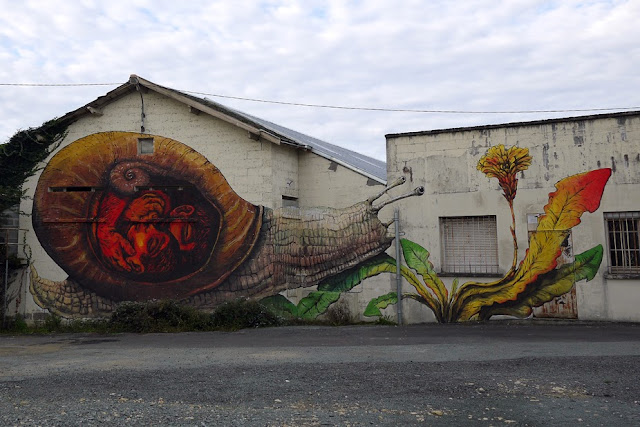 Street Art By Bastardilla and Ericailcane For Le 4eme Mur In Niort, France.