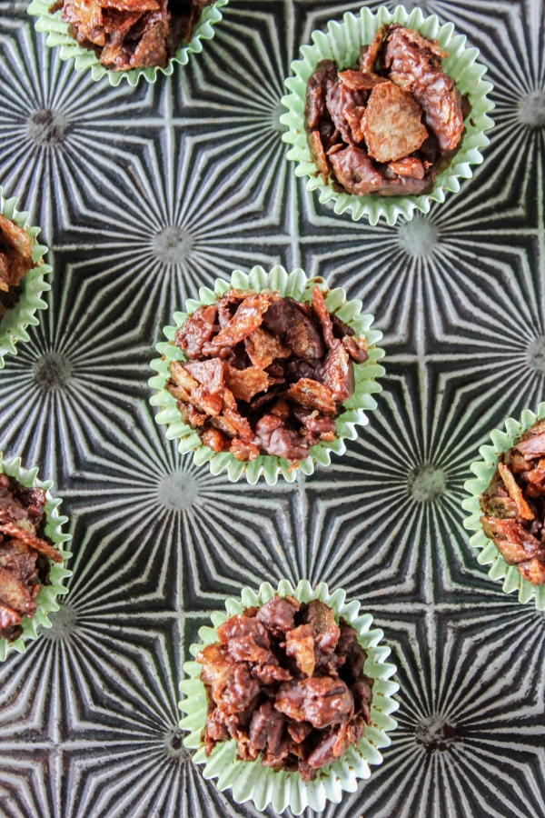 Mint Chocolate Potato Chip Clusters