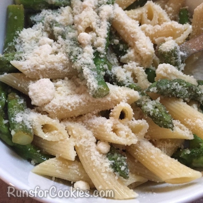Penne with asparagus and parmesan