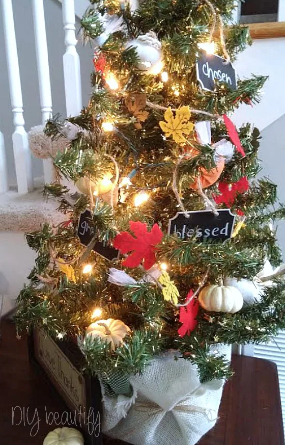 Decorate a Thanksgiving Tree at www.diybeautify.com