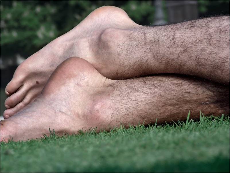 К чему снятся волосатые ноги у себя. Мужские ноги. Волосатые мужские голени.