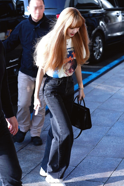 Blackpink Lisa Fashion - Official Korean Fashion