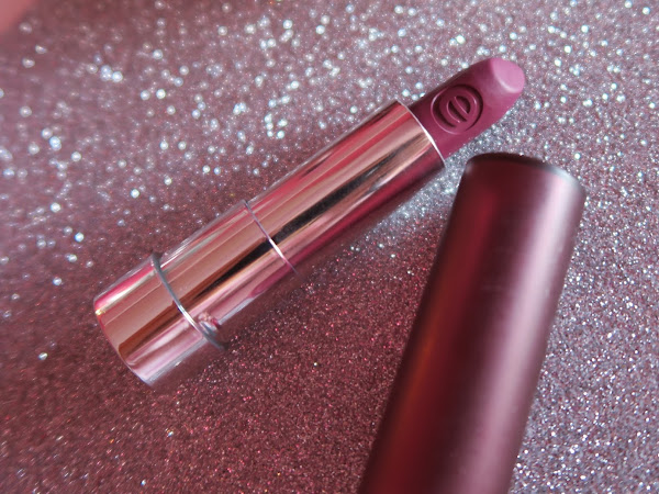 Review - Batom Matt Essence 07