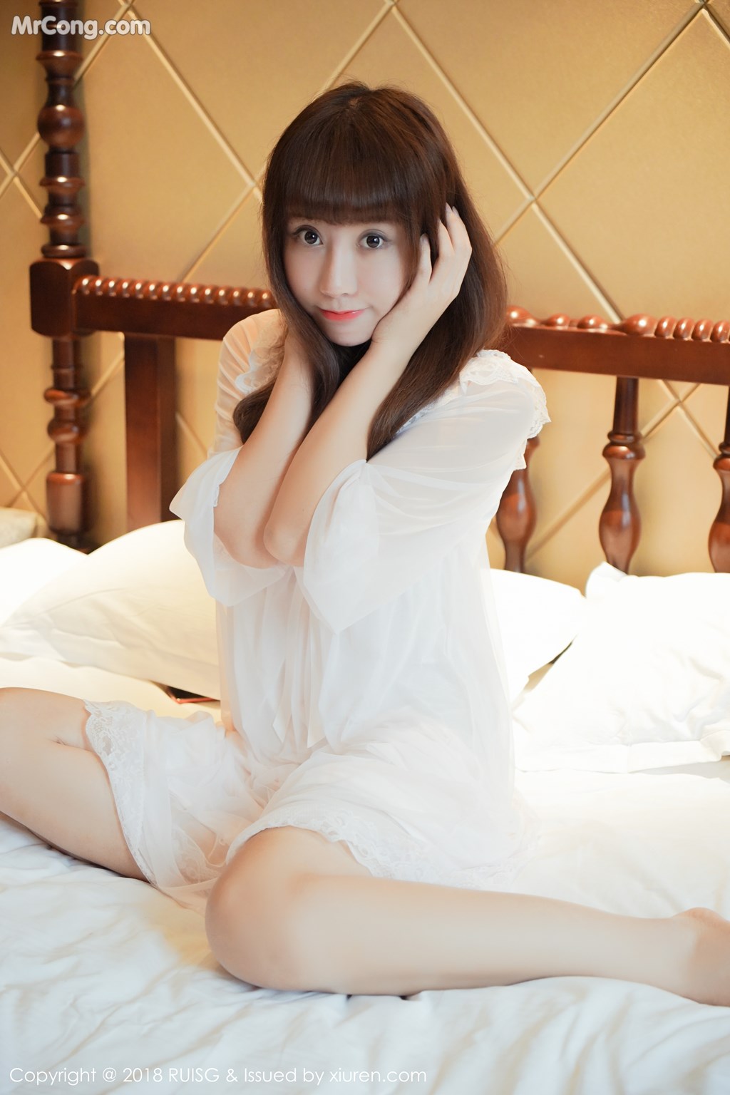 RuiSG Vol.043: Model Xia Xiao Xiao (夏 笑笑 Summer) (45 photos)