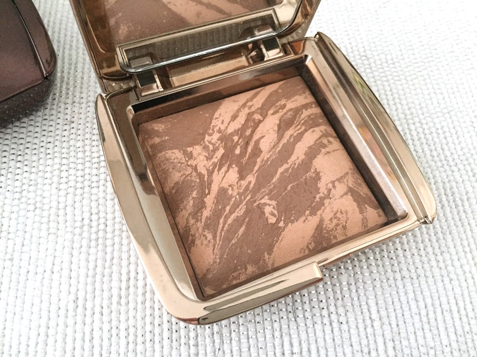 Hourglass Ambient Lighting Powder & Bronzer // REVIEW