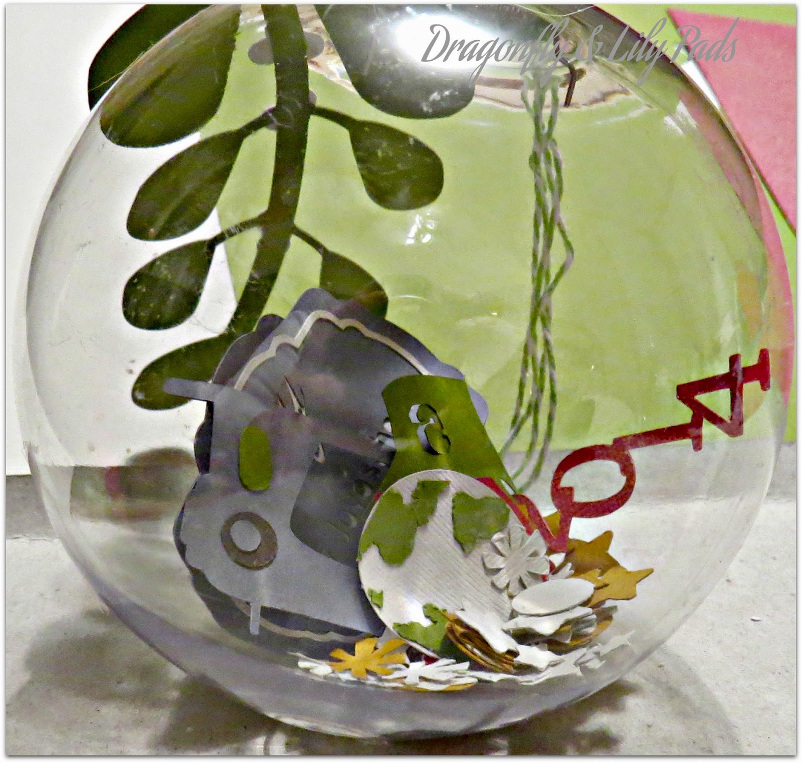  Plastic Christmas Clear ball, Memory shake ball Ornament