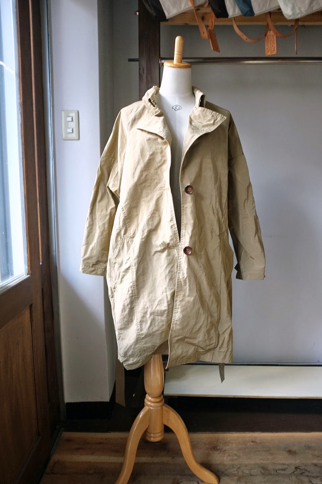 Simon 's&co.: Ordinary fits : TRENCH COAT for women (and about tomorrow)