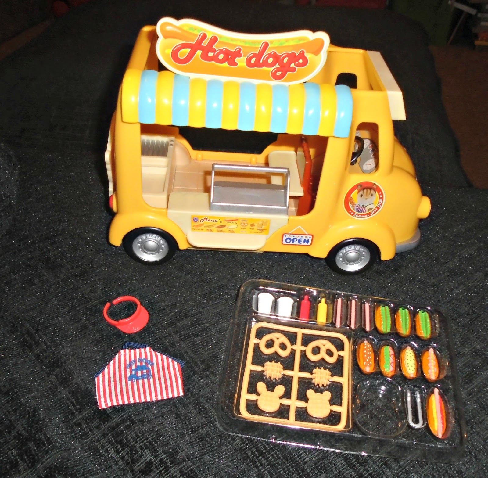 Tantrums To Smiles Sylvanian Families Hot Dog Van **REVIEW**