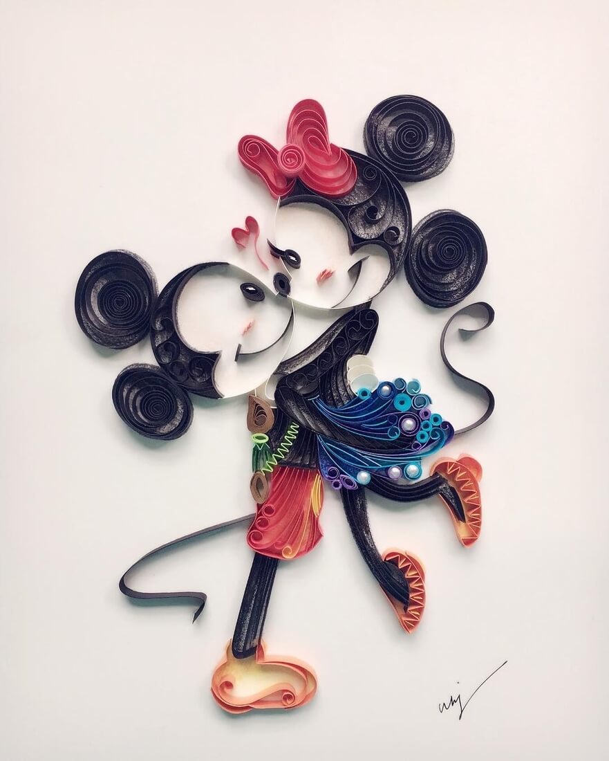 02-Minnie-and-Mickey-Mouse-Wing-Paper-Quilling-Art-Designs-www-designstack-co