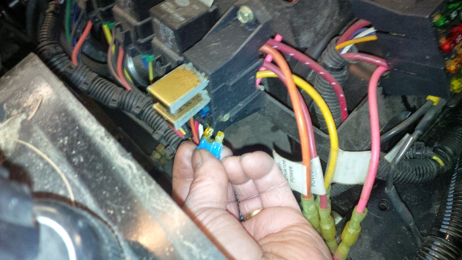 Bobs Shop 2011 Toro 1250 sprayer park brake buzzer.