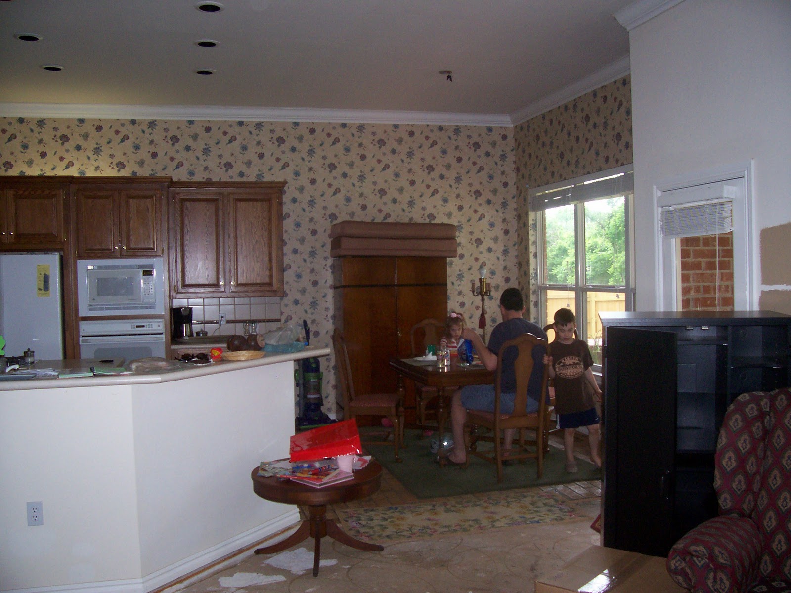 Kitchen Eating Area Dimples And Tangles