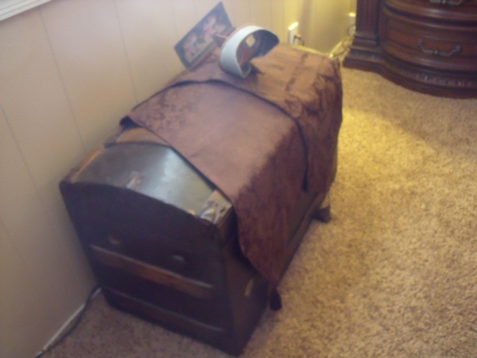 Doublewide Decor: Our Master Bedroom