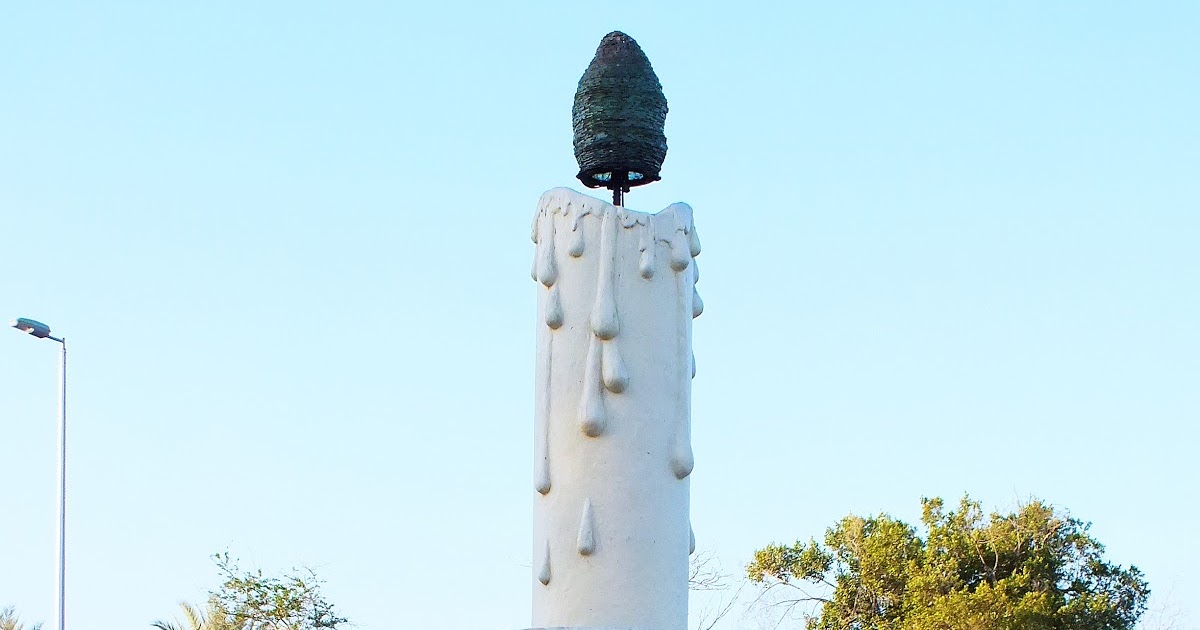 Jeddah Daily Photo Our World Birthday Cake Sculpture