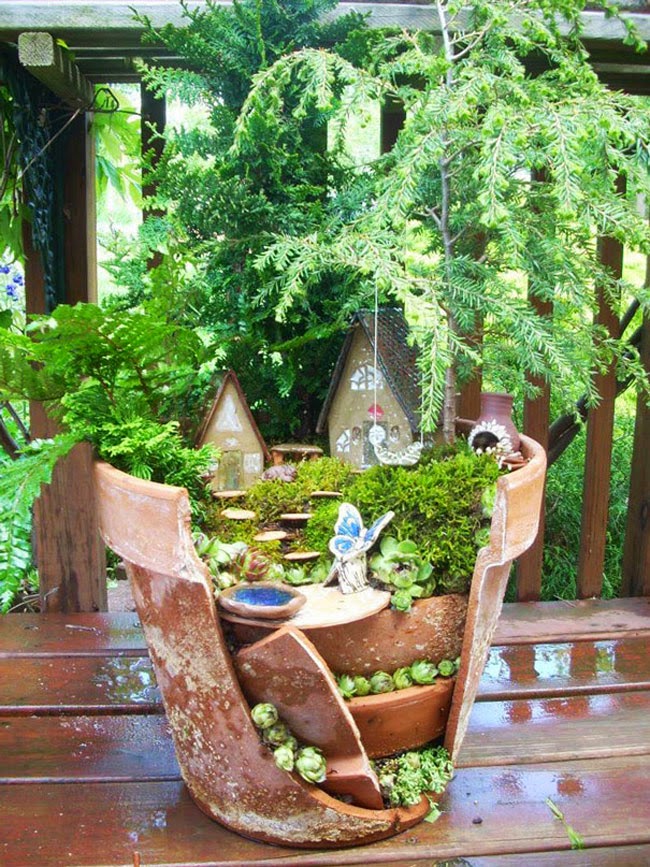 cool-broken-pot-tiny-house.jpg