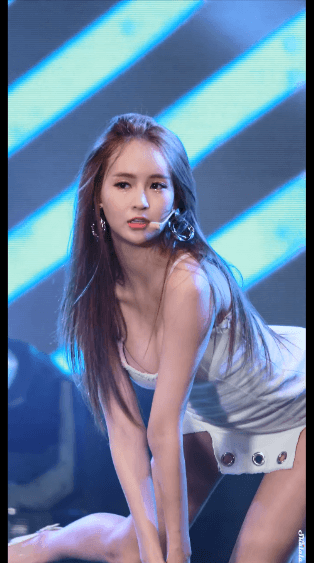 카밀라 정유나 20GIF