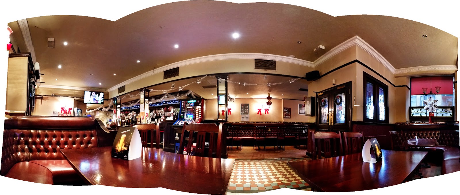 A Hauf Stop Duke Bar