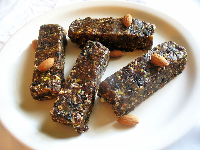 fruit and nut energy bars