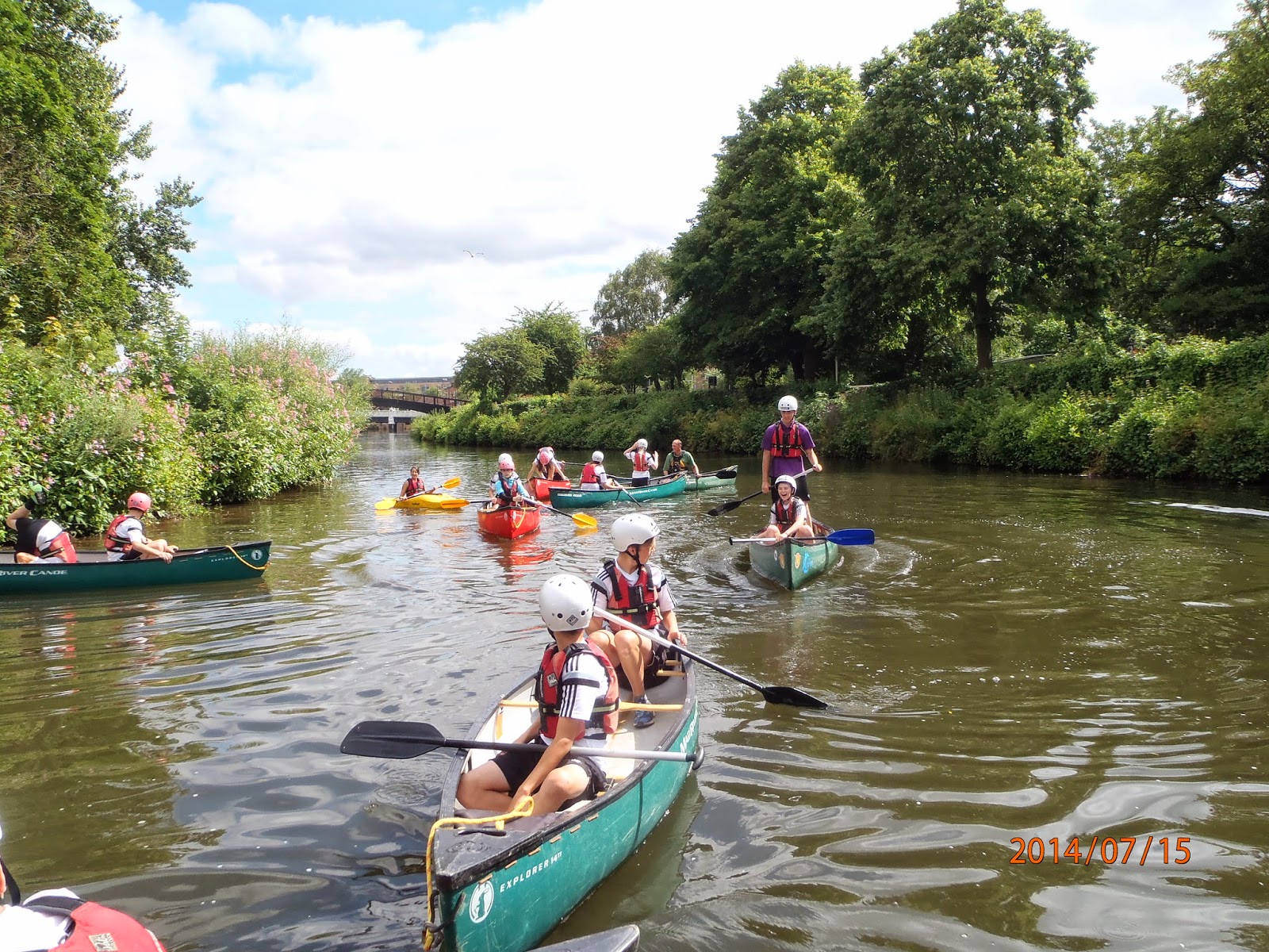 channel-your-adventure-taunton-academy-sports-students-go-canoeing