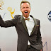 Aaron Paul Anuncia "Caça ao tesouro" no Emmy 2014