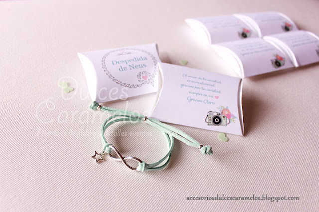 Pulseras despedida soltera de Neus con una dedicatoria en cada cajita Pulseras despedida soltera con una dedicatoria en cada cajita