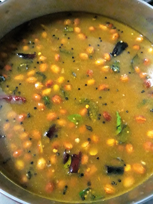 Aarka Cooker Hulianna Tangy Tamarind Kodo Millet Pressure Cooker Recipe