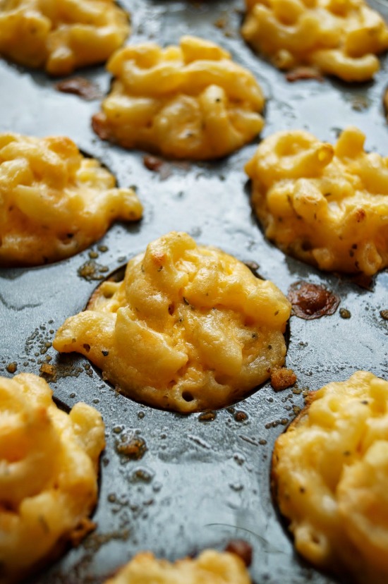 Mini Macaroni and Cheese Bites