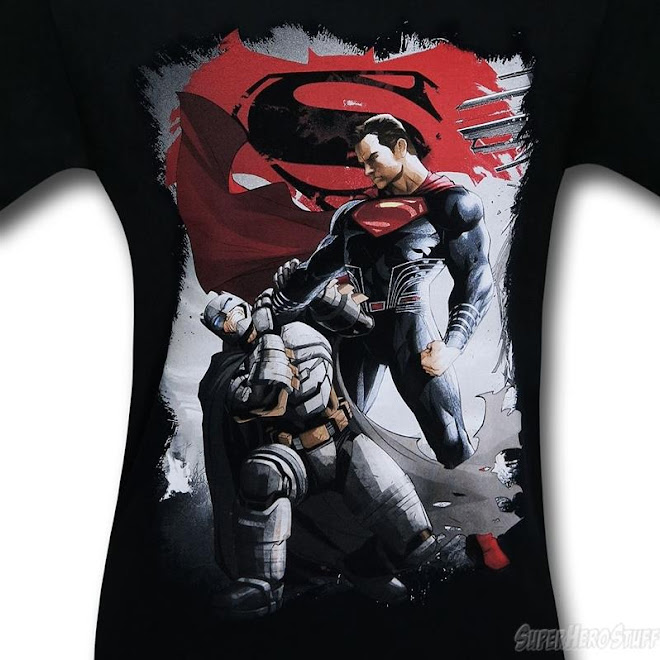 Today's T : 今日の「バットマン V スーパーマン : ドーン・オブ・ジャスティス」のスーパーマンが、バットマンを首絞めで苦しめている、ちょっと残酷なイメージの公式 Tシャツ