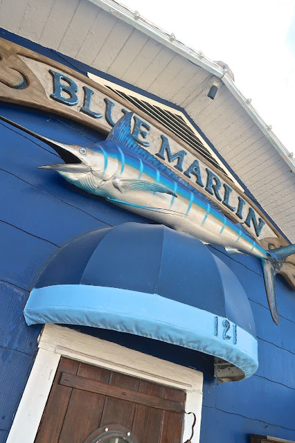 Scrumpdillyicious: The Blue Marlin Grill on Historic Bridge Street