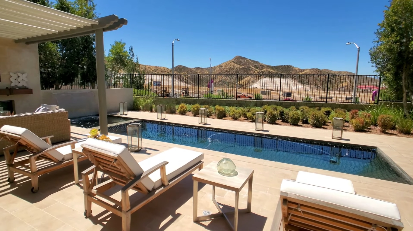 28 Photos vs. Model Home for Sale | Luxury Home in Santa Clarita, CA vs. Interior Design Tour