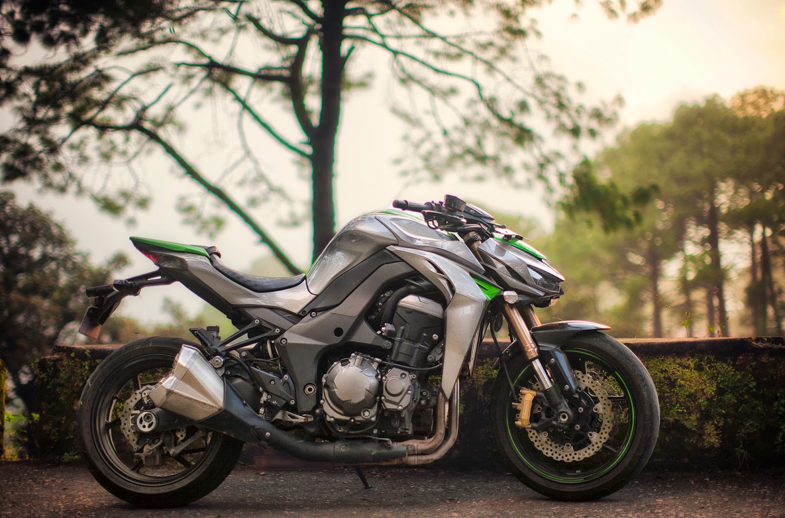 Kawasaki z1000 Wallpaper
