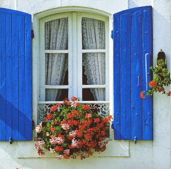 Shutters in wood &#8211; protection and style!