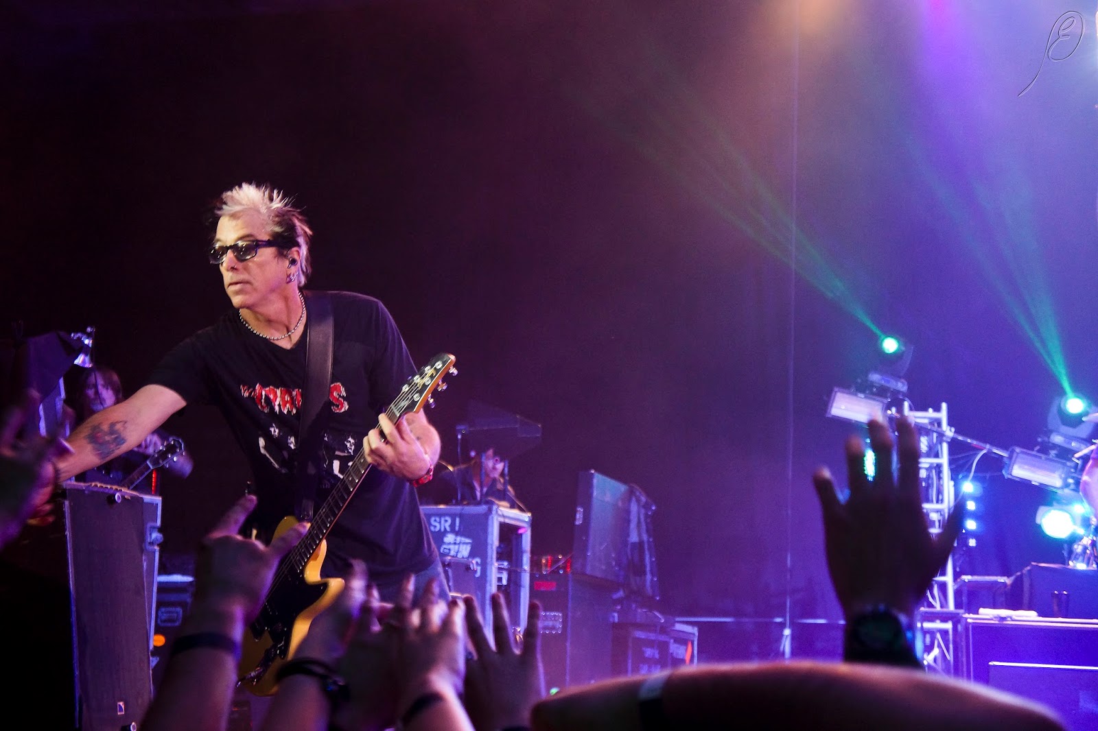 михаил фомин барабанщик кукрыниксов. бэк вокалист 9 букв. виталий дубинин басист. бэк вокалист 9 букв. виталий дубинин 2022.