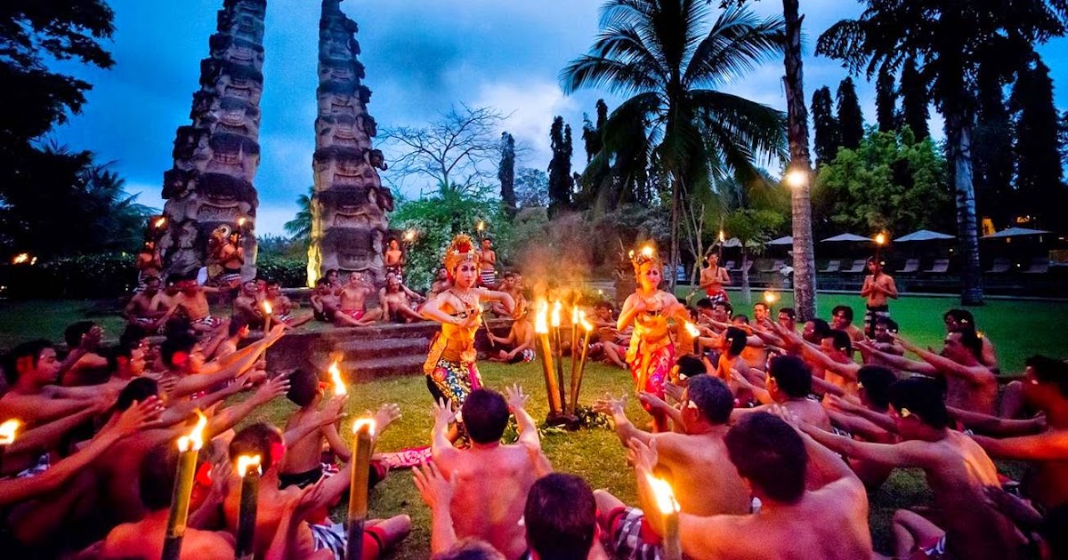 Tari Kecak - Warisan Budaya Tari Indonesia